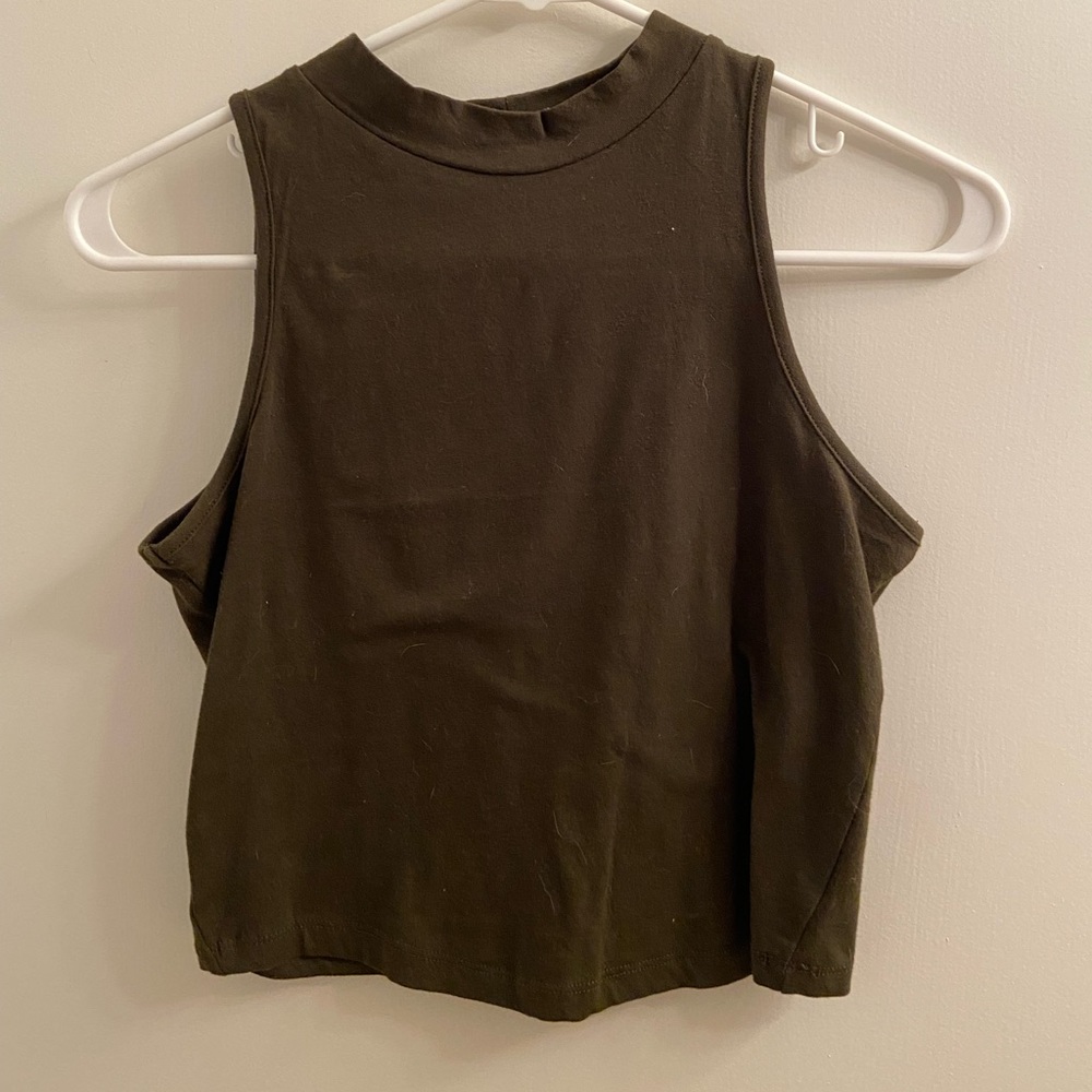 Crop tops